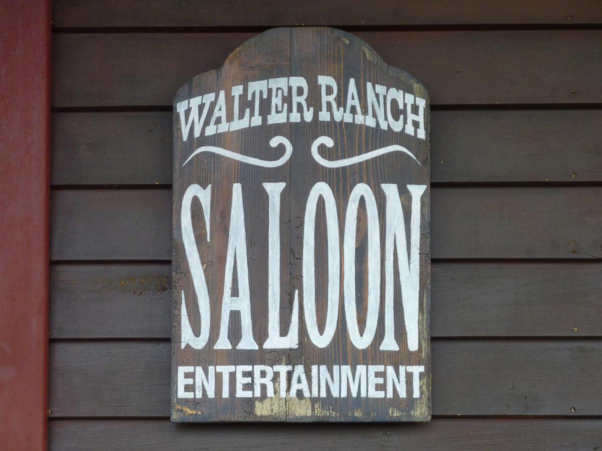Walter Ranch Villa Kaskantyu Exterior photo